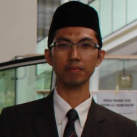 DR. TAUFIQURRAHMAN, M.AG